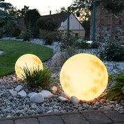 Lampe de jardin solaire en forme de lune